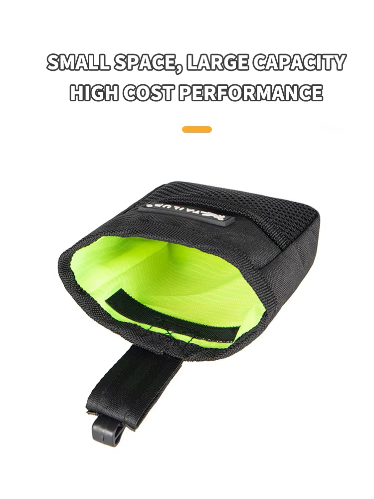 Portable Dog Treat Pouch – Mini Training & Snack Bag